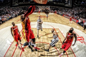 米兰体育APP下载-“华金·托比利亚的强硬防守与高效突破，带领阿根廷美洲狮队走向未来”